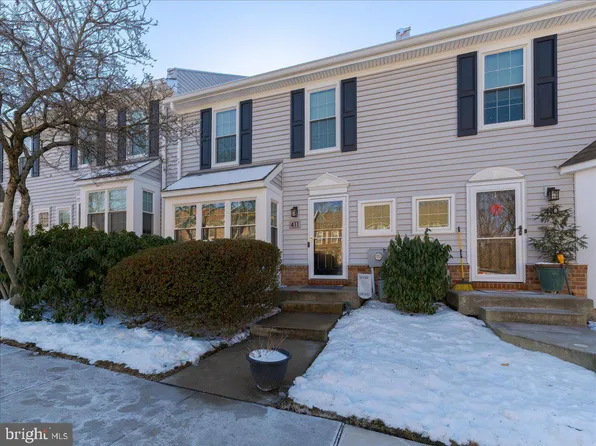 411 Hartford Sq, West Chester, PA 19380