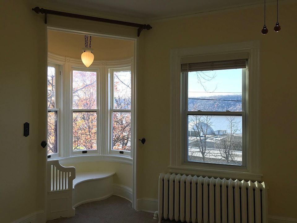 1st image of 526 Warburton Ave APT 2S