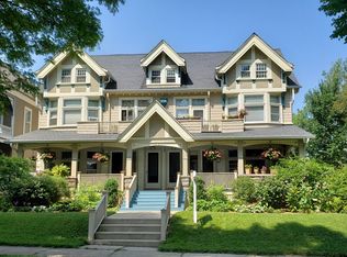 2731 N Prospect Ave #3, Milwaukee, WI 53211