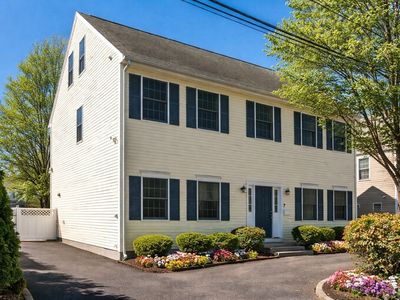 10 Rosegate Rd, Needham, MA, 02494