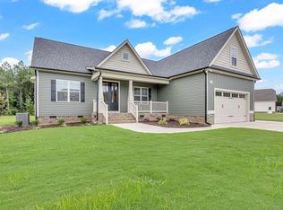 25 Sanders Farm Dr, Smithfield, NC 27577