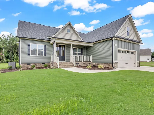 25 Sanders Farm Dr, Smithfield, NC 27577