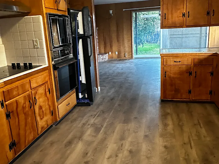 18404 S North Ripon Rd — Photo 2