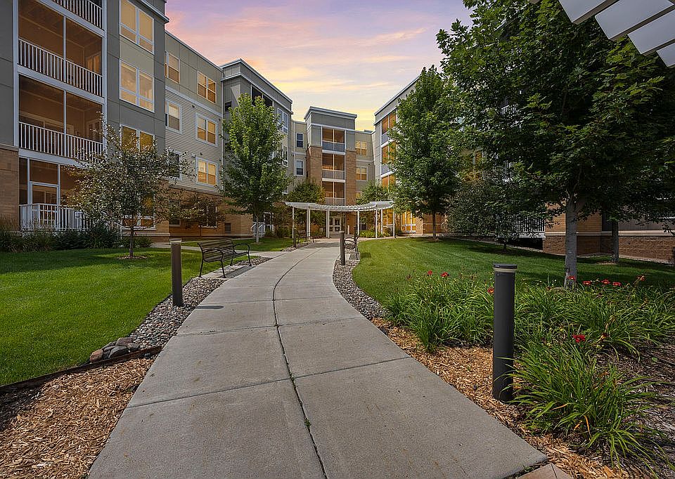 Walkway to main entrance
