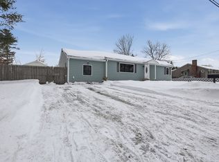 37 Lexington Ave, Methuen, MA 01844