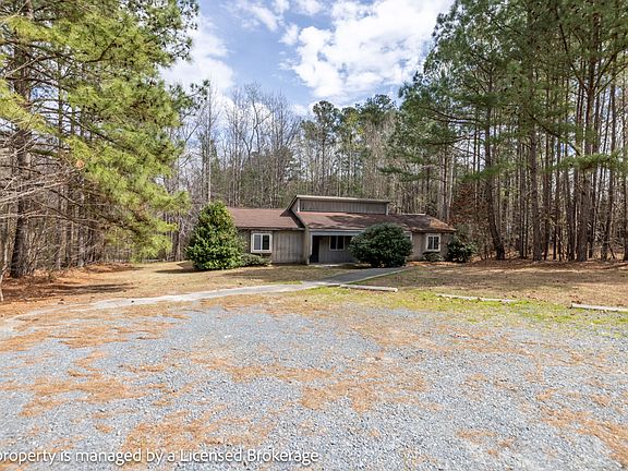 2nd image of 136 Brentwood Dr