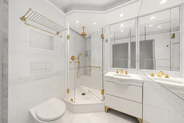 Bathroom, photo 3