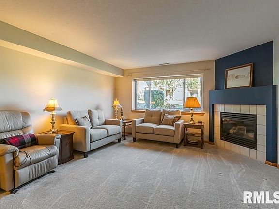 3rd image of 4188 Fairview Dr APT 1