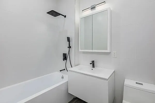 Rented by REAL New York | media 10