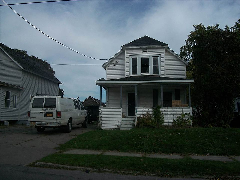 1st image of 17 Stearns St
