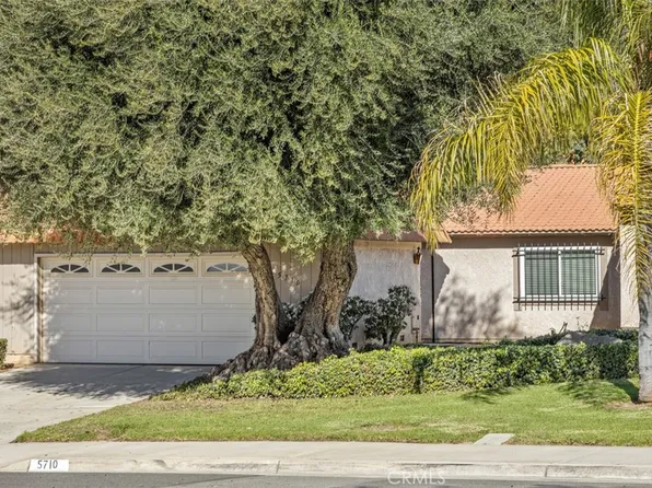 5710 Falling Leaf Ln, Riverside, CA 92509