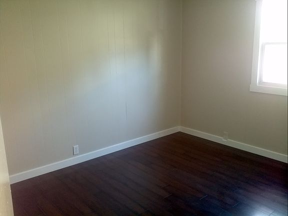3rd image of 112 Goodfellow Ave