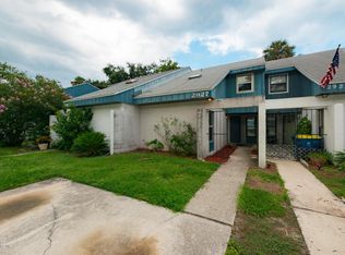 2927 Bayshore Dr E, Jacksonville, FL 32233