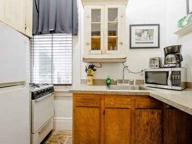 2405 Saint Charles Ave #205 — Photo 6