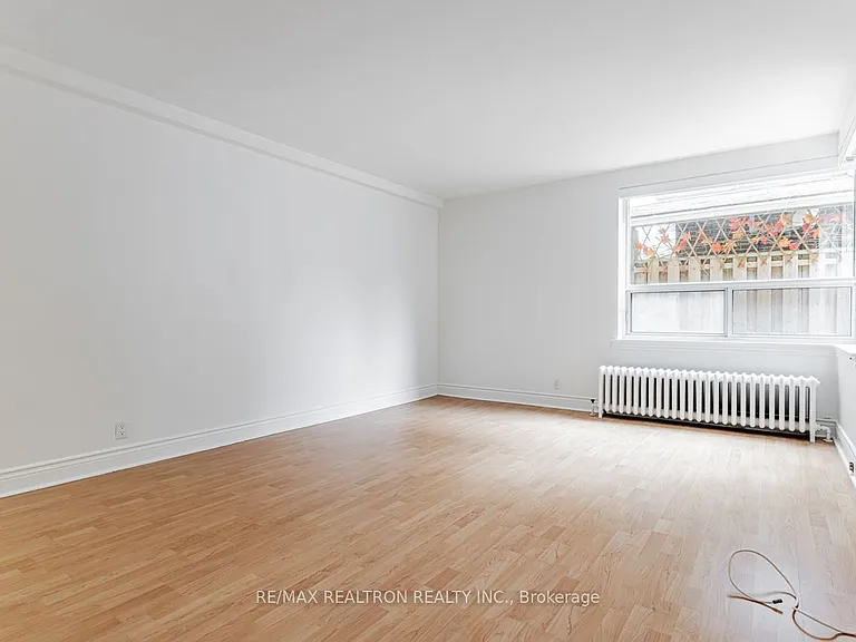 1840 Bathurst St #104 — Photo 5