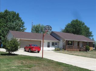 2292 Devonshire St, Temperance, MI 48182