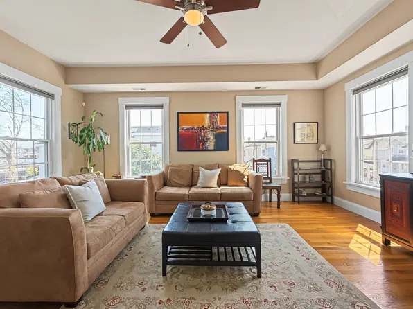 121 E Cottage St #U-4, Dorchester, MA 02125