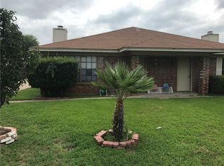 2401 Indigo Ln, Arlington, TX 76015