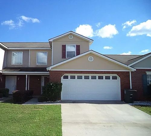 206 Wakefield Way Photo 1