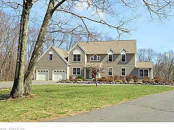 2nd image of 40 Knollwood Dr
