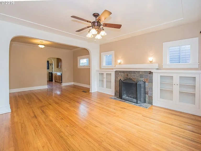 6711 N Albina Ave — Photo 3
