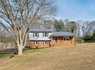 152 Venture Dr, Liberty, SC 29657