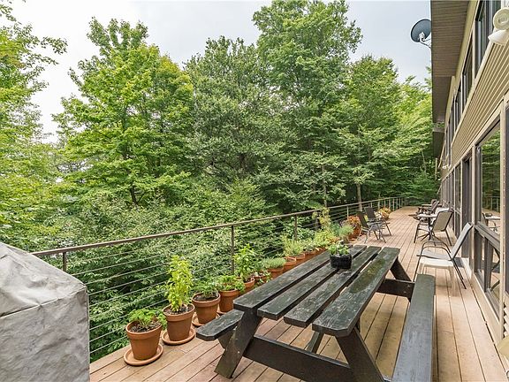 5th image of 8697 Soft Maple Estate Rd