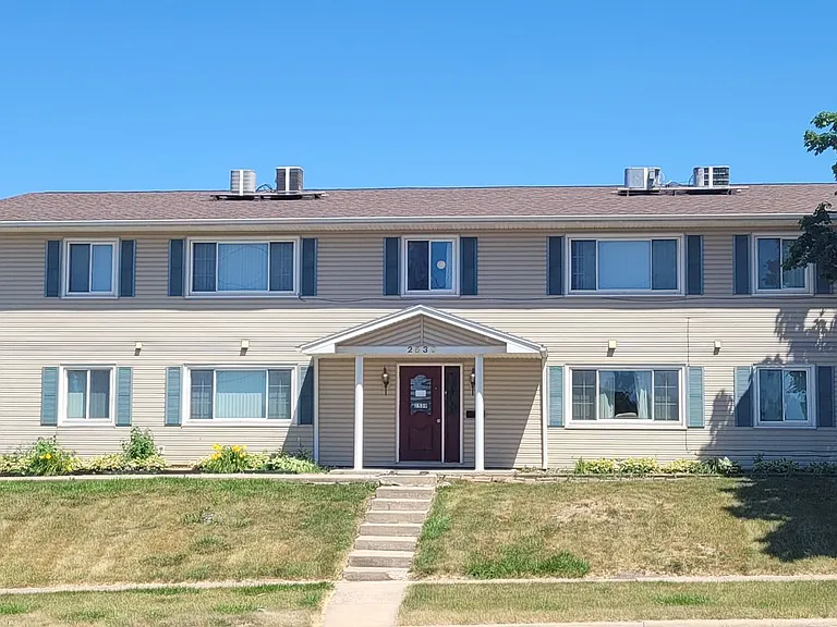 St. Francis Drive Apartments — Photo 2