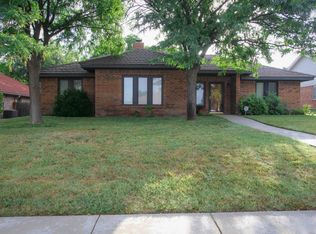 303 Canyon Crest Dr, Amarillo, TX 79124