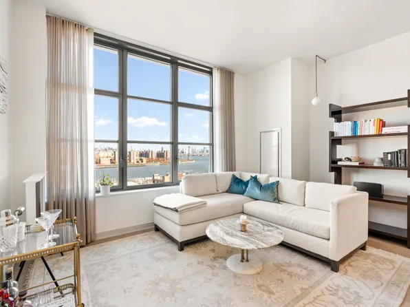 180 Front Street image 3 of 21