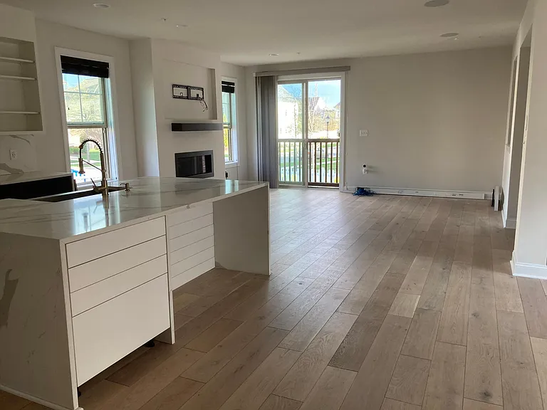 13400 Redspire Dr — Photo 12