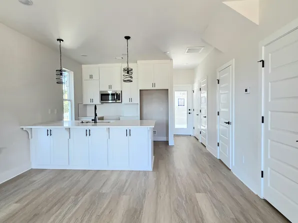 1348 S Yampa Bnd, Fayetteville, AR