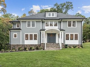 37 Intervale Rd, Livingston, NJ 07039