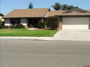 1057 Burlington Dr, Santa Maria, CA 93455