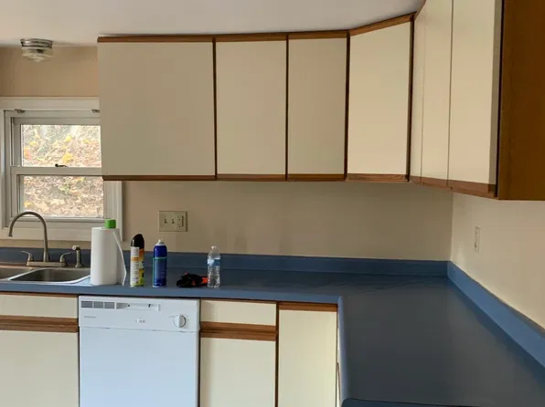 89 McGovern Blvd, Crescent, PA 15046