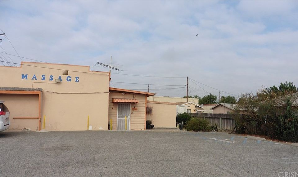 2nd image of 10076 Orchard Ave #1-2