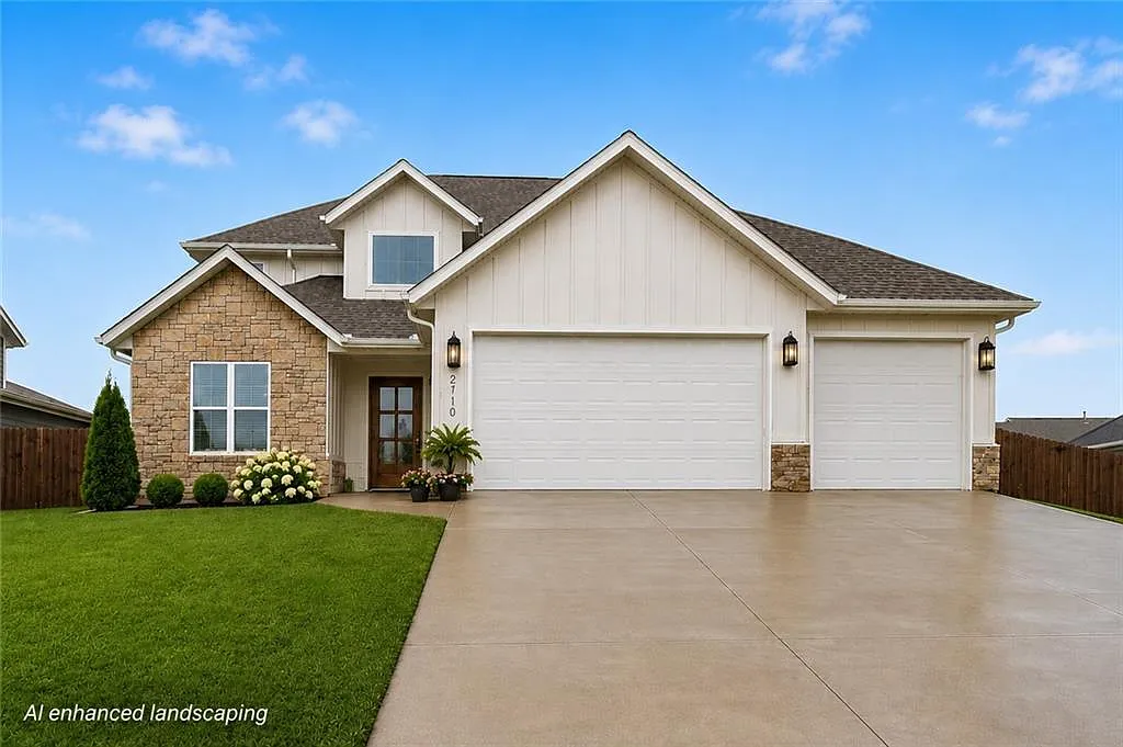 5 bed, 3227 sqft, $3,300 — Photo 1