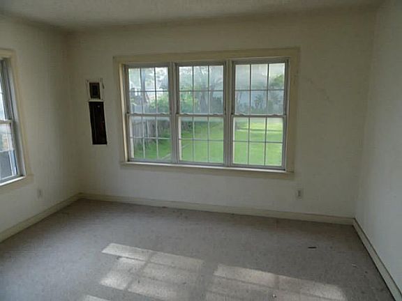 5th image of 3732 NW 14th St