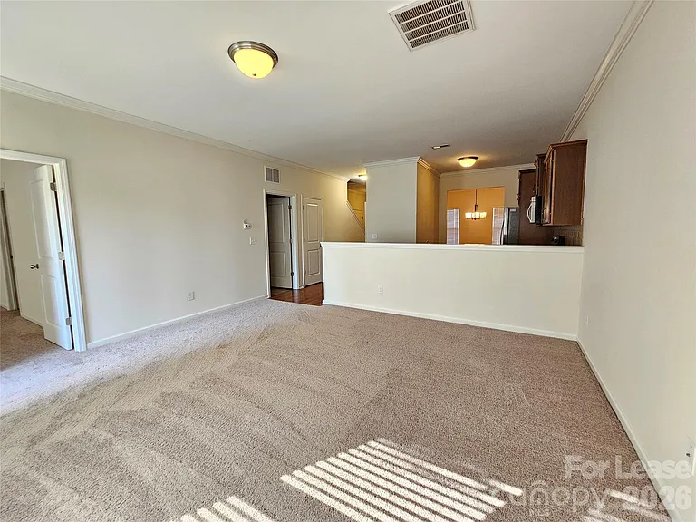 2824 Hopeton Ct — Photo 8