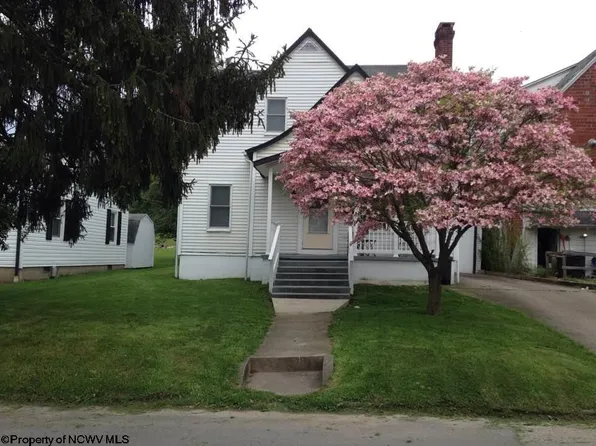 169 Fayette St, Buckhannon, WV 26201