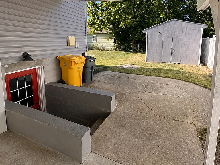 228 Williams Rd — Photo 39
