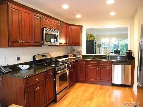 2nd image of 110 Union Ave APT 4
