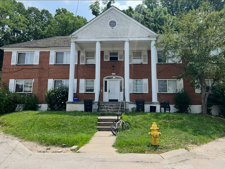 1st image of 153 Glenridge Pl #D