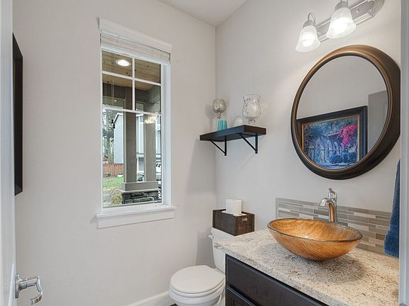 4th image of 12124 172nd Street Ct E