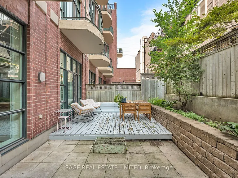 901 Queen St W #102 — Photo 20