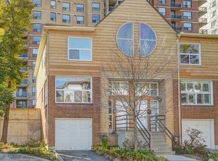 216 Forward Ave, Ottawa, ON K1Y1L2