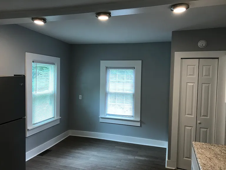 160 Gray St — Photo 10