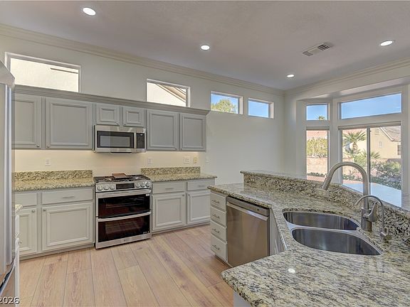 5th image of 11020 Rackhurst Ave