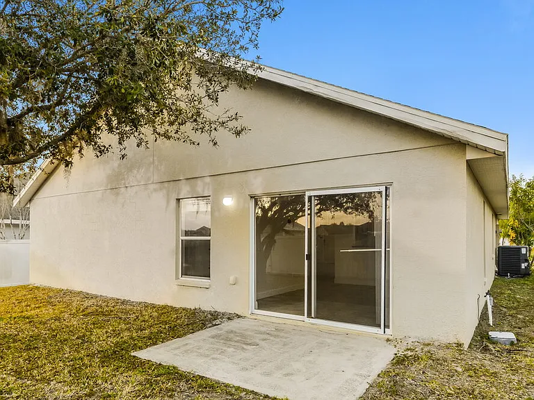 2708 Eagle Creek Ct — Photo 16