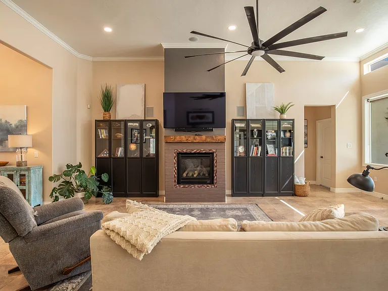 4210 Harp Ct #1 — Photo 20